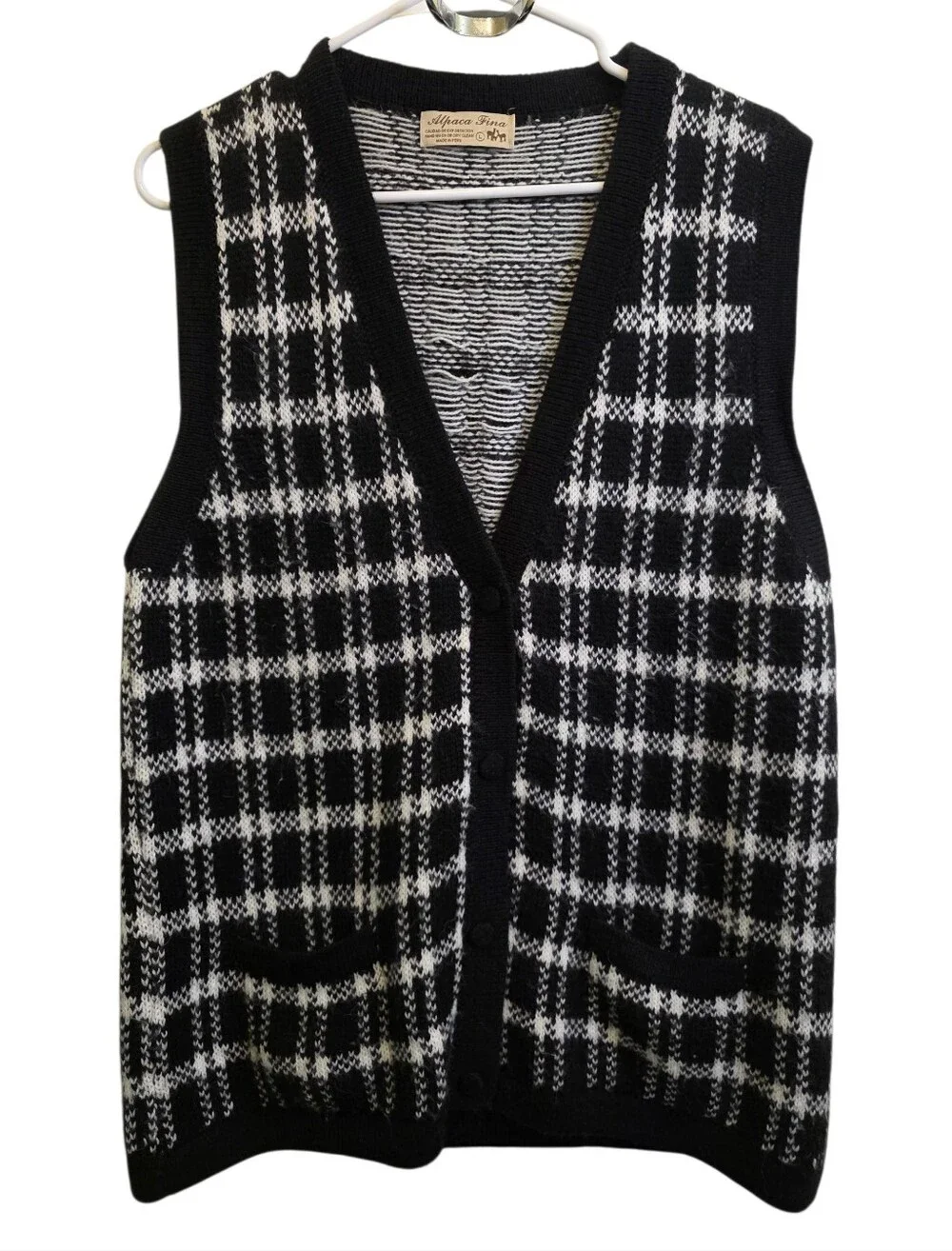 Alpaca Fina Black & White Plaid Handmade Soft Sweater Vest Buttons & Pockets L